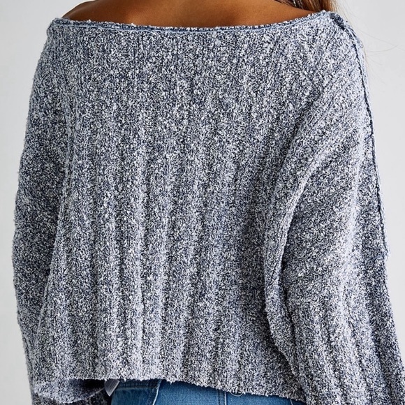 Free people crop pullover sweater in gray - Picture 3 of 5
